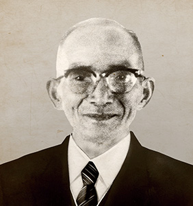 Chủ tịch đầu tiên Jisaburo Tsujimoto