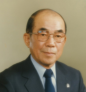 Chủ tịch thứ hai Haruo Tsujimoto